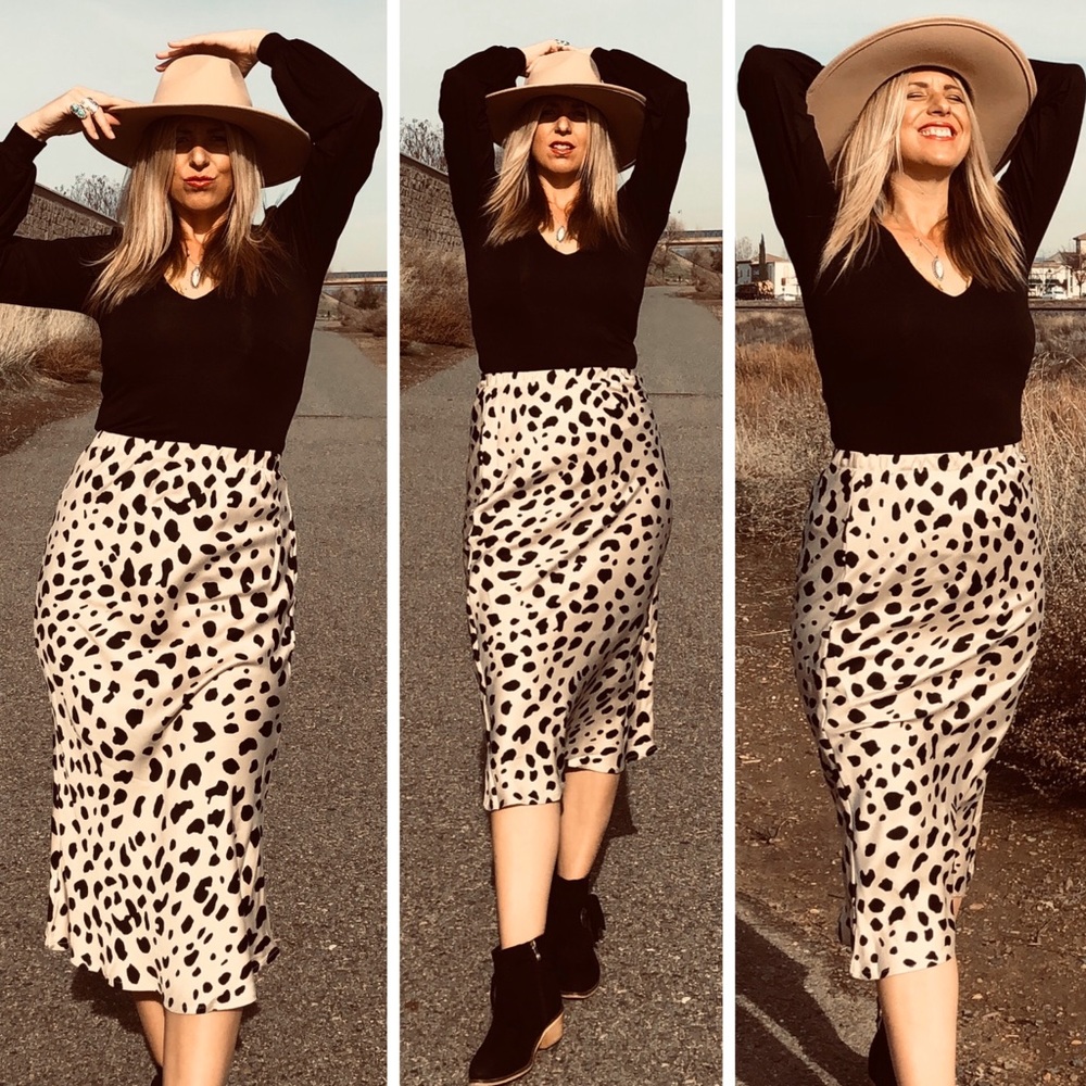 ✨Beige CHEETAH MAXI FLORAL SKIRT✨ - Picture 6 of 8